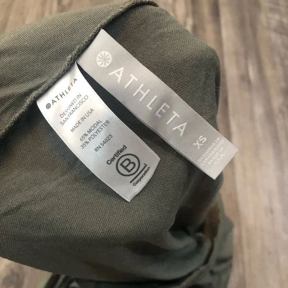 Athleta long sleeve - Picture 3 of 3